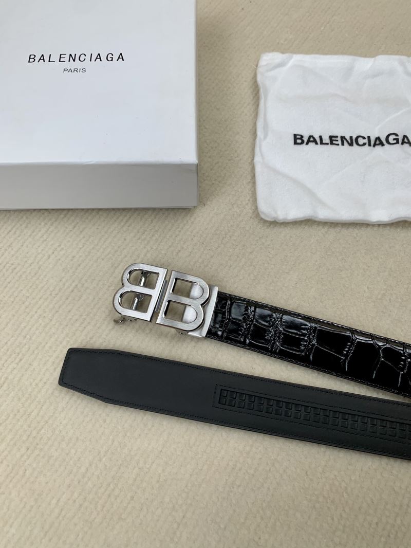 BALENCIAGA